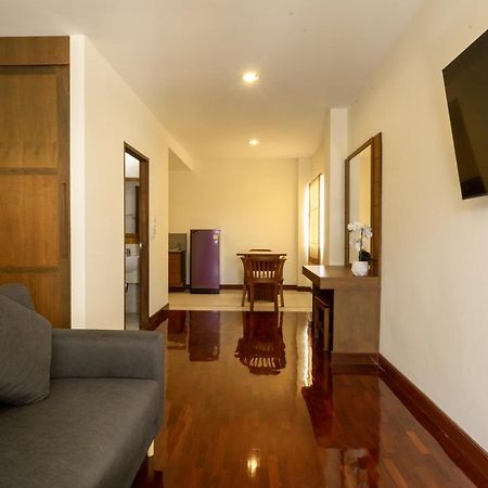 Hotel Baan Chuan Chom Pattaya Extérieur photo