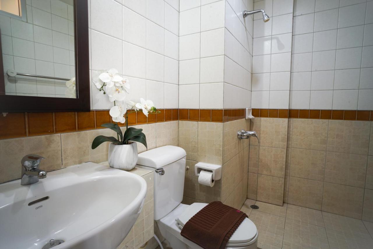 Hotel Baan Chuan Chom Pattaya Extérieur photo